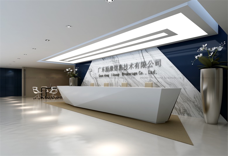 放式辦公室設計裝修中如何提供足夠的空間來展示企業(yè)文化和品牌形象？